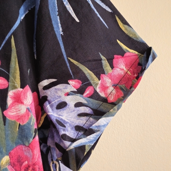 Harlow Women's Tropical Hawaiian Print Camp Tie Up Shirt Size XL - Picture 5 of 9